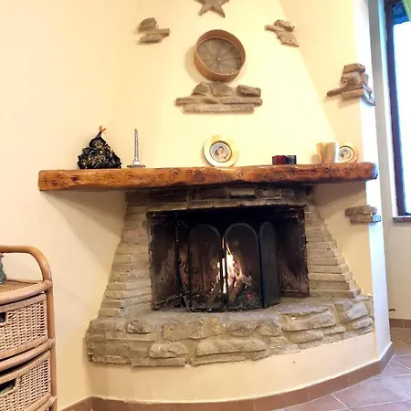 Casale Rustico Collebello Apartment *
