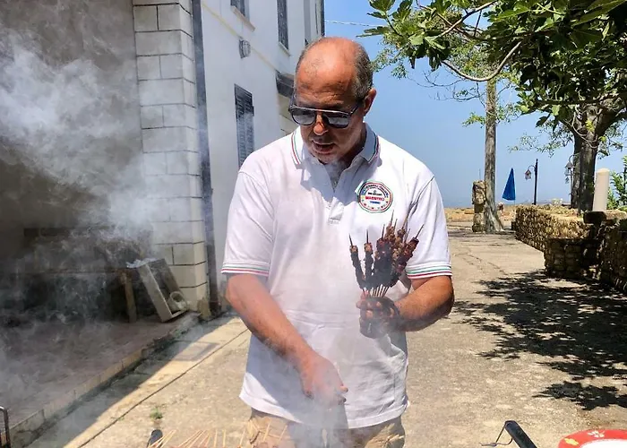 Casale Rustico Collebello Кастильоне-Мессер-Раймондо